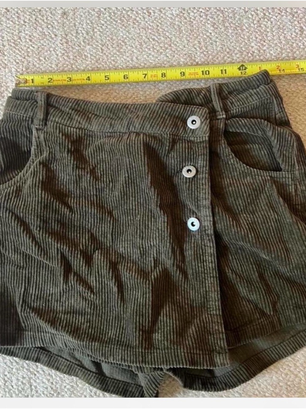 Zara Corduroy Button-Front Mini Skort in Olive size medium